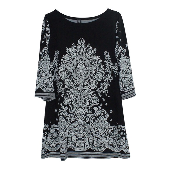 MT Collection Dresses & Skirts - MT COLLECTION Women's Size XL 3/4 Sleeve Black & White Floral Print Dress